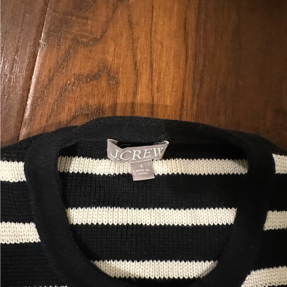 Emilie Sweater Lady Jacket in Black Stripe - Picture 4 of 5